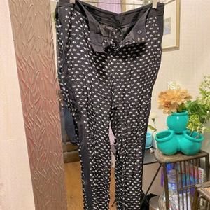 𝅺mexx Black Flower Print Dress Pants with Pockets  